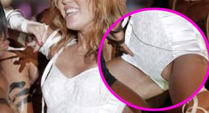 Miley Cyrus se sabe depilar muy bien