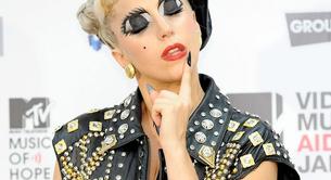 Lady Gaga se desgarra en los MTV Japan Aid Relief