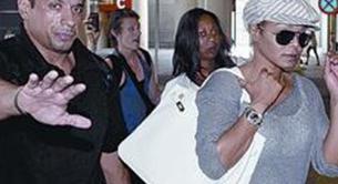 Janet Jackson la lía en el Aeropuerto de Barcelona