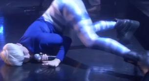 Robyn actúa en 'Ellen' cantando 'Call Your Girlfriend'