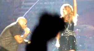 Taylor Swift sube a Flo Rida a su escenario