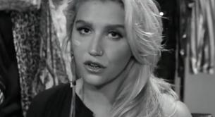 Ke$ha lucha por detener la matanza de crías de foca