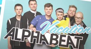 Alphabeat toca las maracas en su nuevo vídeo 'Vacation'