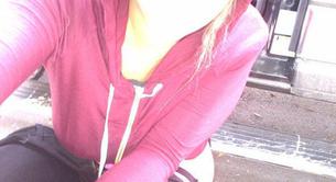 Ke$ha cuelga una foto meando en la calle