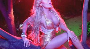 Sonia Madoc, bibliotecaria amazona en su nuevo vídeo 'Bienvenido a la Fiesta'