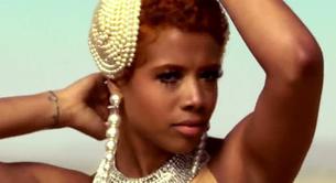 A Kelis se le filtra su nuevo single, 'Distance'