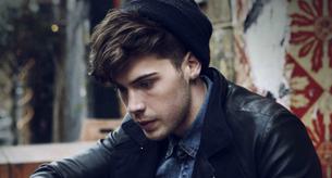 El disco completo de Aiden Grimshaw en streaming