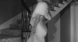 Kylie enseña el culo en un falso anuncio