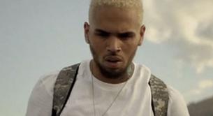 Chris Brown salva el mundo en 'Don't Judge Me'
