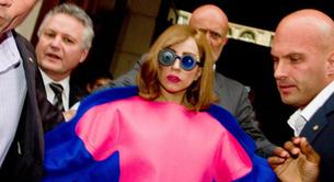 Lady Gaga se burla de los que la llaman gorda disfrazada de luchador de sumo