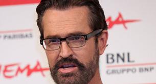 Rupert Everett, en contra de la adopción por parte de homosexuales