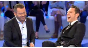 Jorge Javier Vázquez tontea con Tiziano Ferro en su programa