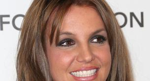 Britney da 100 dólares a un homeless