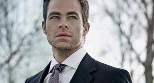 Chris Pine, buenorro y elegante en 'C Magazine'
