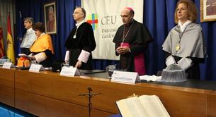 Una profesora de Periodismo en la Universidad Católica de Valencia ataca la homosexualidad en clase