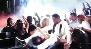 Miguel aplasta la cabeza de una mujer en los Billboard Music Awards