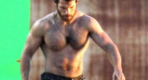 Henry Cavill, sin camiseta en el making of de 'Man of Steel'