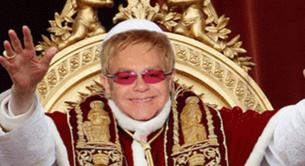 Elton John defiende al Papa Francisco