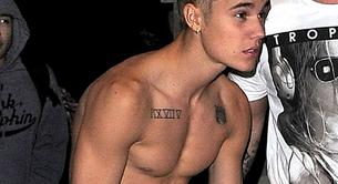 Justin Bieber mea en el cubo de una fregona en un restaurante