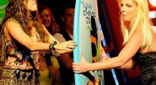 Miley Cyrus habla de su relación con Britney Spears: "es bueno tener alguien que me entienda"