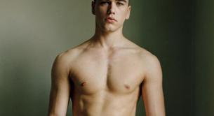 Las fotos del modelo George Tarrant desnudo