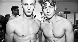 Modelos en calzoncillos para Parke & Ronen en la New York Fashion Week