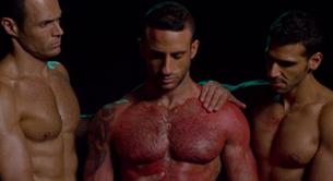 Eliad Cohen desnudo en el nuevo anuncio de Papa Party