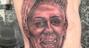 Un hombre tiene 21 tatuajes de Miley Cyrus