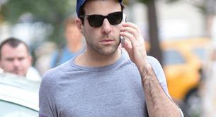 Zachary Quinto lo marca todo sin calzoncillos por la calle