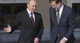 España acepta la exigencia de Rusia de discriminar parejas homosexuales para adopciones