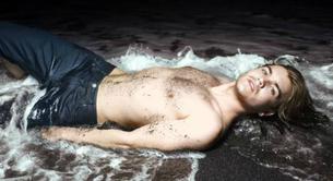 Emile Hirsch, desnudo en 'Twice Born'