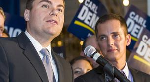 Un republicano, el primer político en incluir a su pareja gay en su anuncio