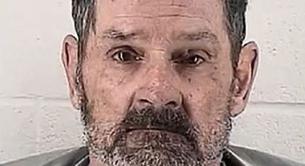 Un ex líder del Ku Klux Klan, pillado con un prostituto negro travestido