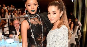 Rihanna se ríe de Ariana Grande en los iHeartRadio Music Awards 2014