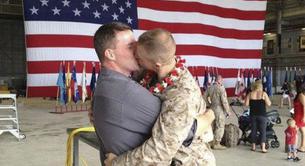 Las Fuerzas Armadas americanas tienen carroza en el Orgullo LGBT en Washington