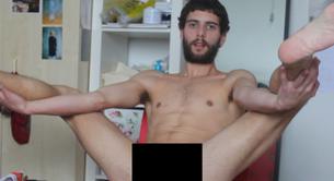 Hombres desnudos bailando con sus penes en 'Dancers' de Antonio da Silva