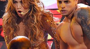 Jennifer López pilla a su novio Casper Smart desnudo enviando fotos a modelos transexuales