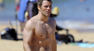 James Marsden desnudo, cuerpazo en las playas de Maui