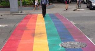 Pasos de peatones arcoíris para celebrar el World Pride en Toronto