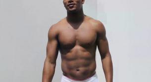 El rapero Romeo desnudo, stripper en el cine