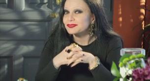 Alaska en 'Hipsteria' enseñando a masturbarse