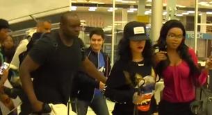 Rihanna se enfada con un fan que quiere una foto con ella