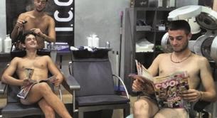 Hombres desnudos en el cartel de las fiestas de un pueblo en Mallorca