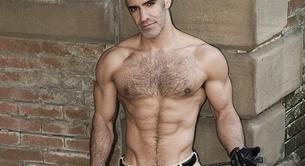 Las mejores fotos de Farhad Z desnudo, DILF y modelo de 43 años