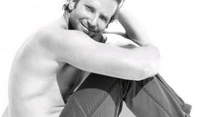 Bradley Cooper desnudo y su beso gay, galería hot