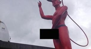 Una estatua de Satanás con el pene erecto sorprende a Vancouver