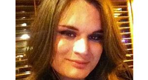 Una mujer transexual muere y es enterrada como hombre