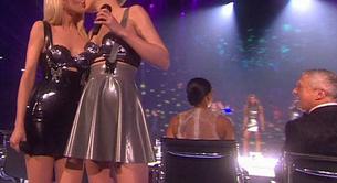 El beso lésbico e incestuoso en la final de 'X Factor' escandaliza a Reino Unido
