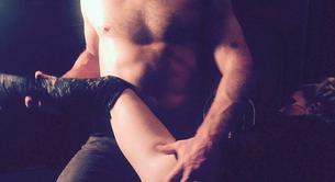 Jessica Simpson y su marido Eric Johnson recrean '50 Sombras De Grey'