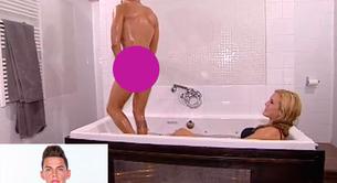 Rafa de QQCCMH desnudo en la bañera